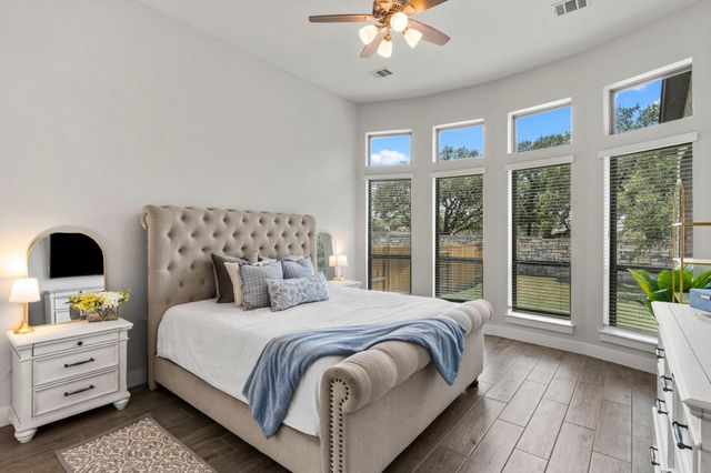 194 Trout River RD, Kyle, TX 78640