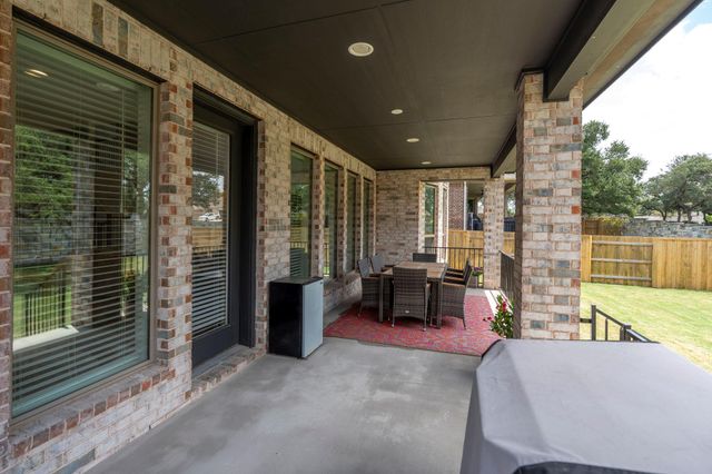 194 Trout River RD, Kyle, TX 78640