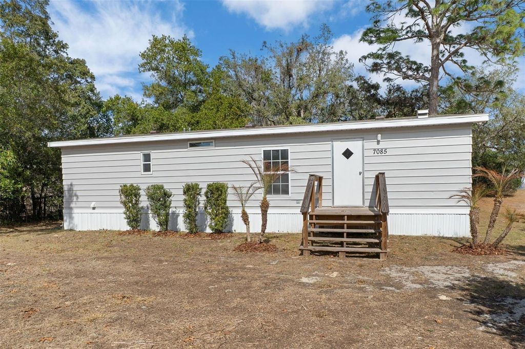 Image 2 of property listing at 7085 TOUCAN TRAIL, Spring Hill, FL 34606