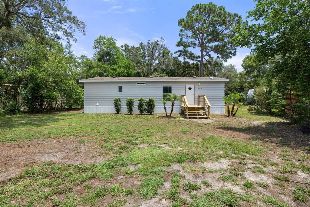 Image 4 of property listing at 7085 TOUCAN TRAIL, Spring Hill, FL 34606