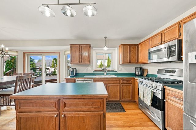 15791 Retreat Drive, Macomb, MI 48042