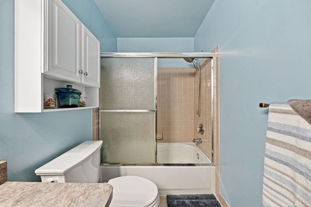 15791 Retreat Drive, Macomb, MI 48042