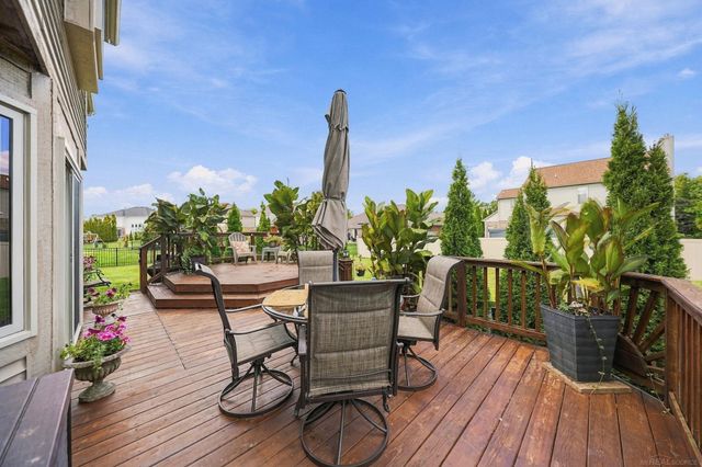 15791 Retreat Drive, Macomb, MI 48042