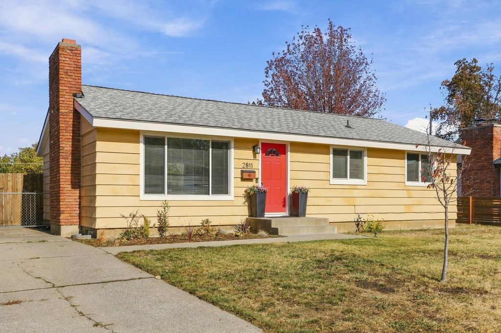 2811 E 39th Ave, Spokane, WA 99223 photo 3