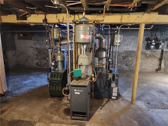 75 Prudence Avenue, Providence, RI 02909