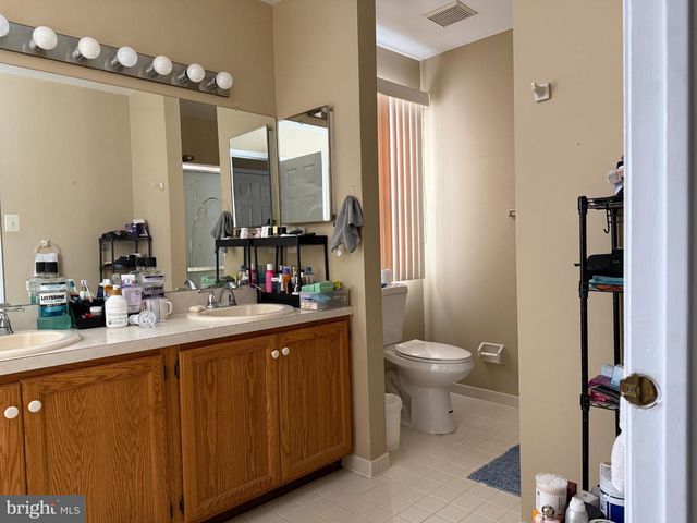 3 NATHAN CT, Newtown, PA 18940