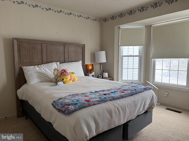 3 NATHAN CT, Newtown, PA 18940