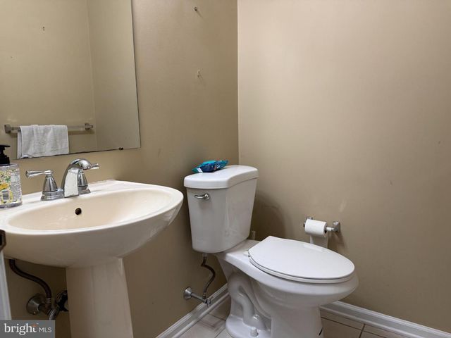 3 NATHAN CT, Newtown, PA 18940