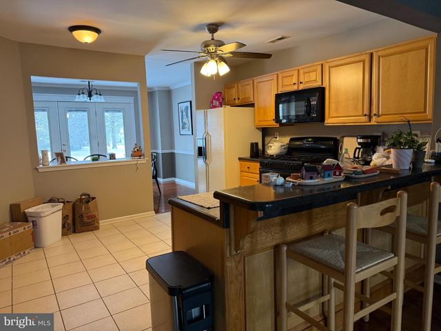 3 NATHAN CT, Newtown, PA 18940