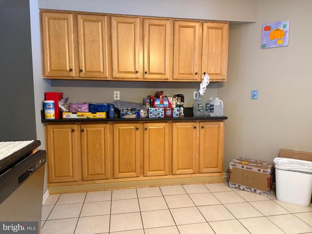 3 NATHAN CT, Newtown, PA 18940