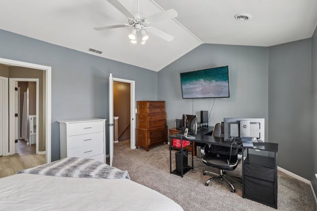 659 Forest Glen Drive, Valparaiso, IN 46385