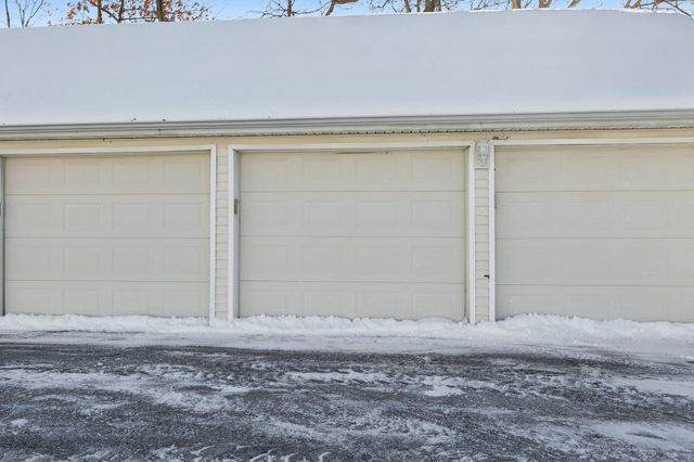 659 Forest Glen Drive, Valparaiso, IN 46385