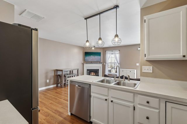 659 Forest Glen Drive, Valparaiso, IN 46385