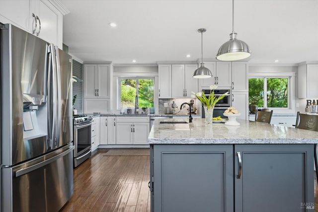 17432 Greenridge Rd, Hidden Valley Lake, CA 95467