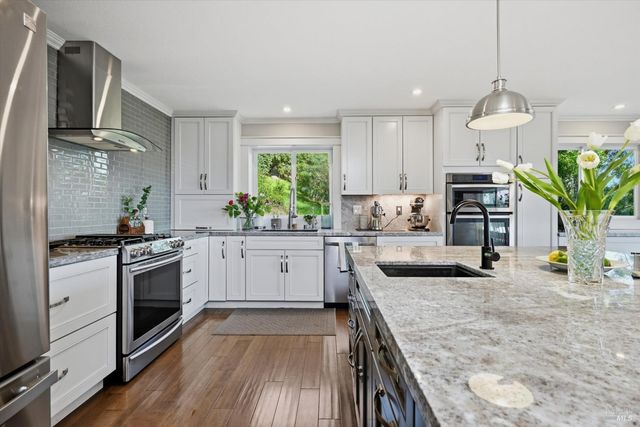 17432 Greenridge Rd, Hidden Valley Lake, CA 95467