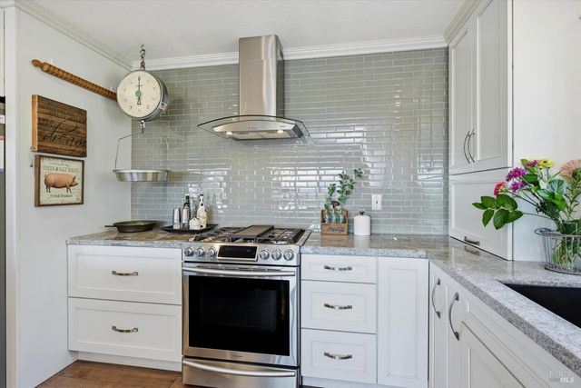 17432 Greenridge Rd, Hidden Valley Lake, CA 95467