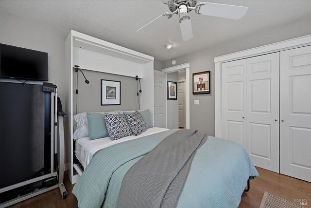 17432 Greenridge Rd, Hidden Valley Lake, CA 95467