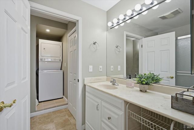 17432 Greenridge Rd, Hidden Valley Lake, CA 95467