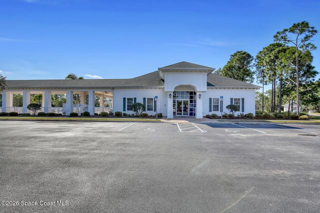 130 Brandy Creek Circle SE, Palm Bay, FL 32909