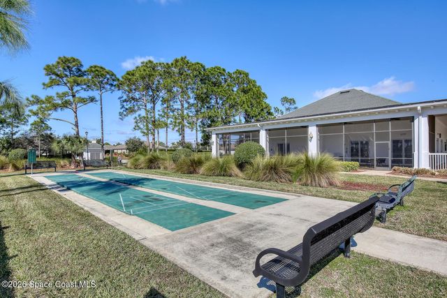 130 Brandy Creek Circle SE, Palm Bay, FL 32909