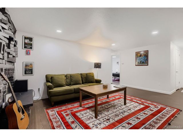 625 N Pennsylvania St 101, Denver, CO 80203