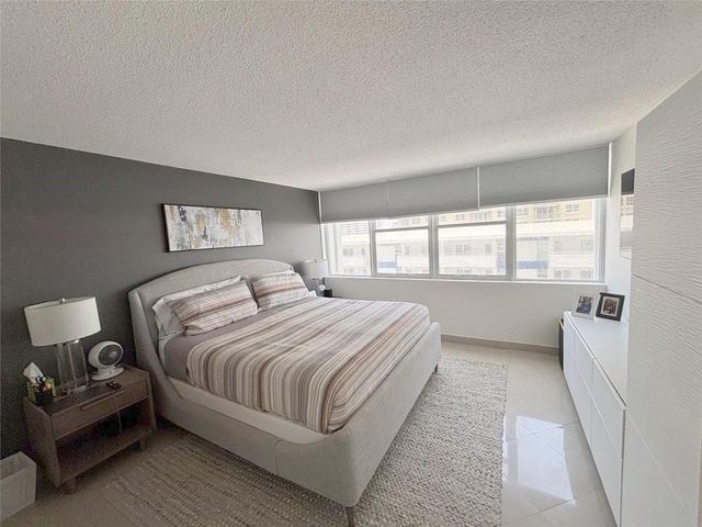 3140 S Ocean Drive 809, Hallandale Beach, FL 33009