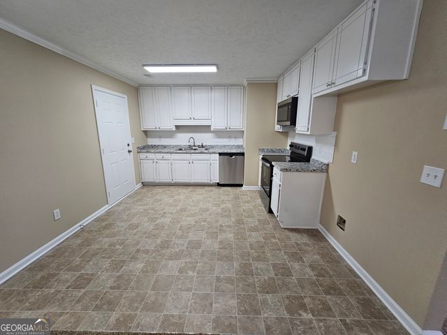 1070 S Ola Road, Mcdonough, GA 30252