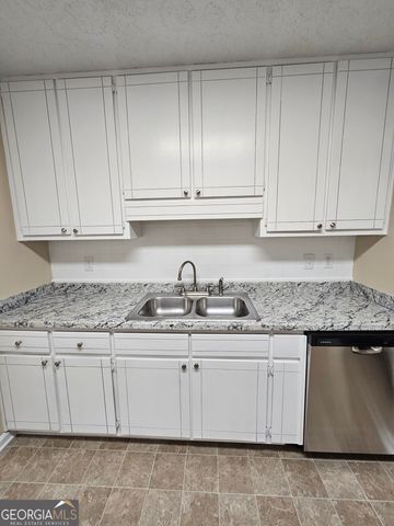 1070 S Ola Road, Mcdonough, GA 30252