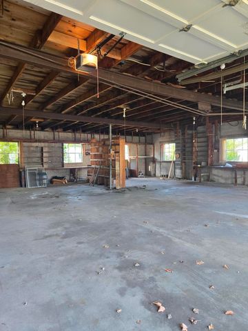 505 N Pine Street, Evart, MI 49631