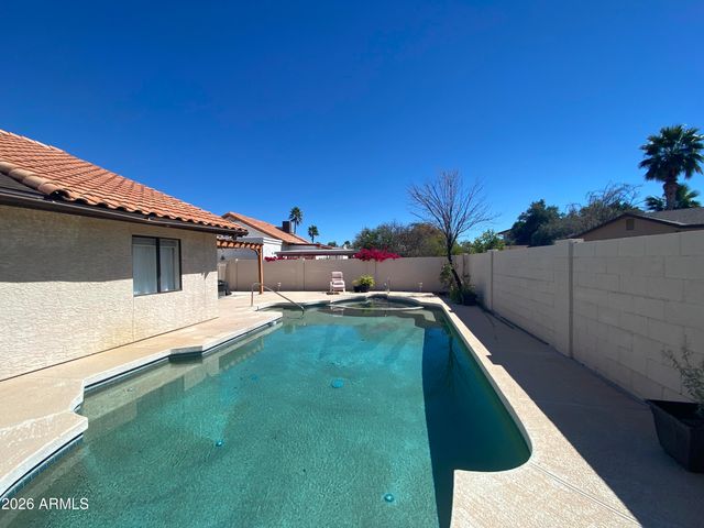 405 E HUBER Street, Mesa, AZ 85203