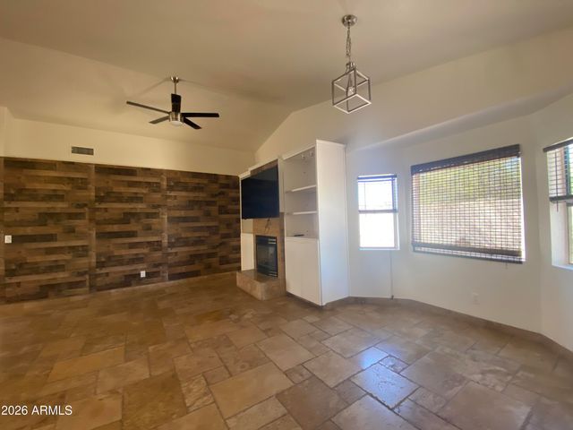 405 E HUBER Street, Mesa, AZ 85203
