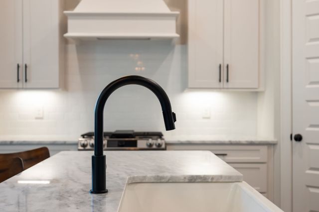 7160 Neills Branch Dr, College Grove, TN 37046