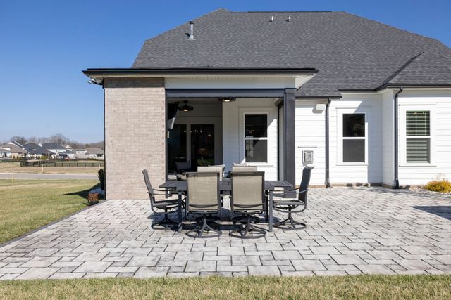 7160 Neills Branch Dr, College Grove, TN 37046