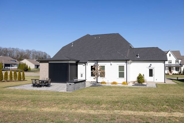 7160 Neills Branch Dr, College Grove, TN 37046