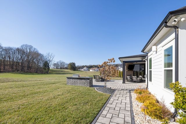 7160 Neills Branch Dr, College Grove, TN 37046