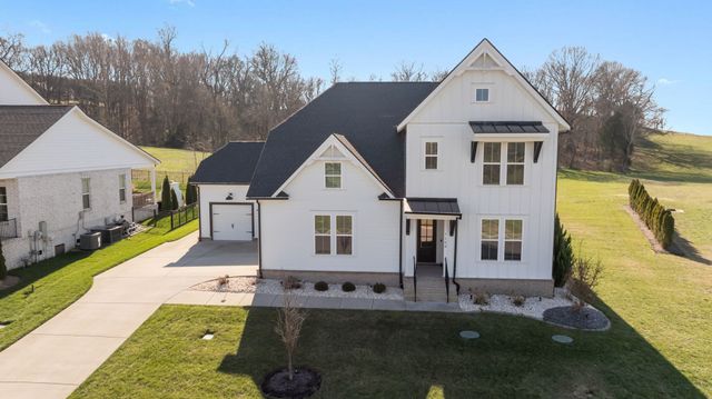 7160 Neills Branch Dr, College Grove, TN 37046