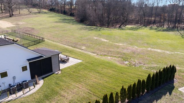 7160 Neills Branch Dr, College Grove, TN 37046