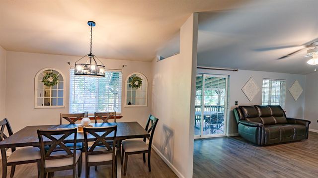 19010 Potteroffs Rd, Mokelumne Hill, CA 95245