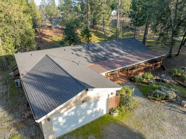 19010 Potteroffs Rd, Mokelumne Hill, CA 95245