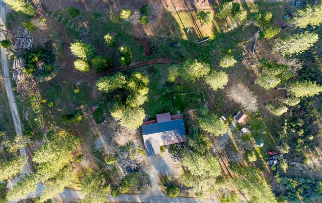 19010 Potteroffs Rd, Mokelumne Hill, CA 95245