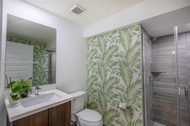 8805 NW 103rd Pl 1, Doral, FL 33178