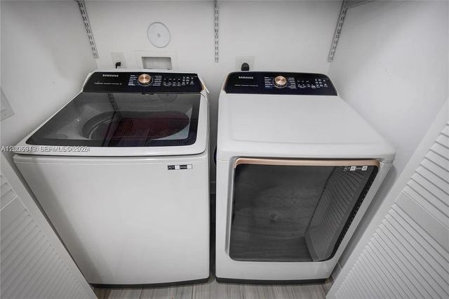 8805 NW 103rd Pl 1, Doral, FL 33178