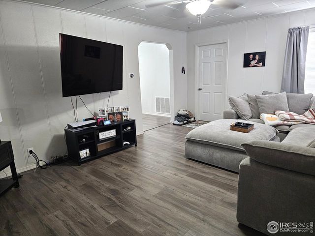 107 Stone Ct, Sterling, CO 80751