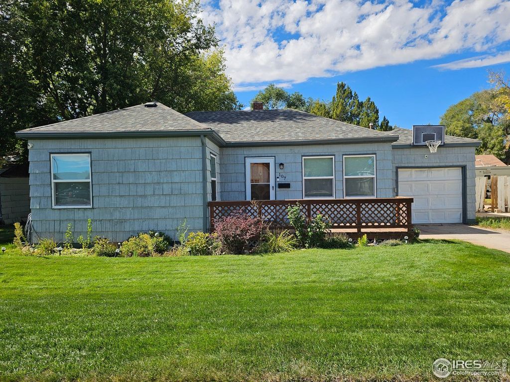 107 Stone Ct, Sterling, CO 80751