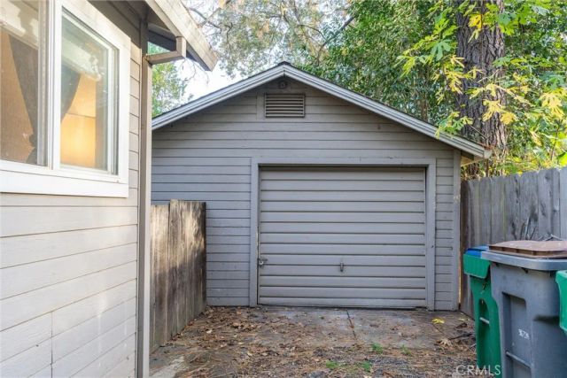 1077 E 8th, Chico, CA 95928
