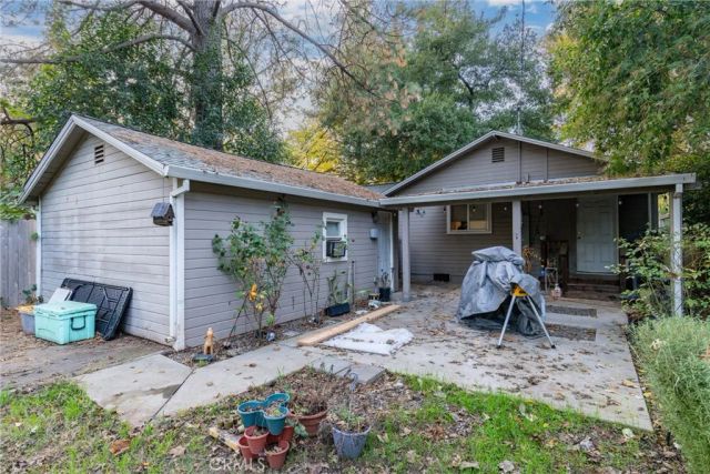 1077 E 8th, Chico, CA 95928