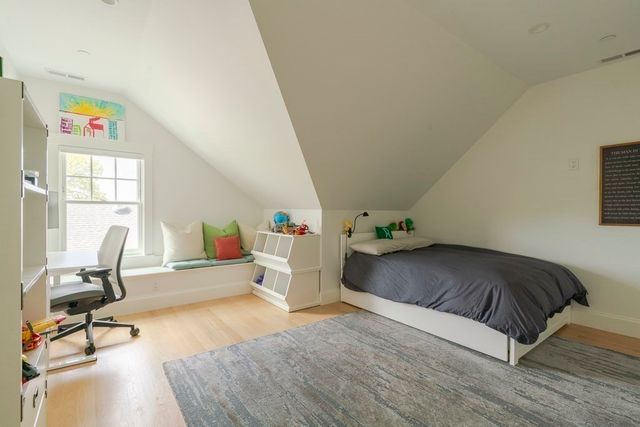 36 Laurel Street FRONT, Somerville, MA 02143