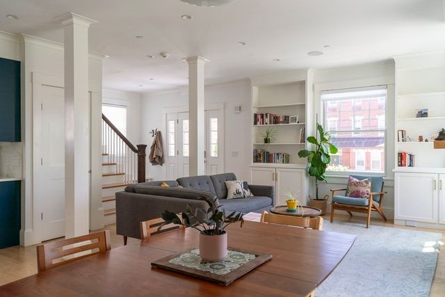 36 Laurel Street FRONT, Somerville, MA 02143