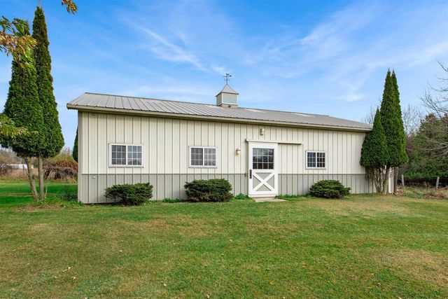 N700 S P-3 LANE, Menominee, MI 49858