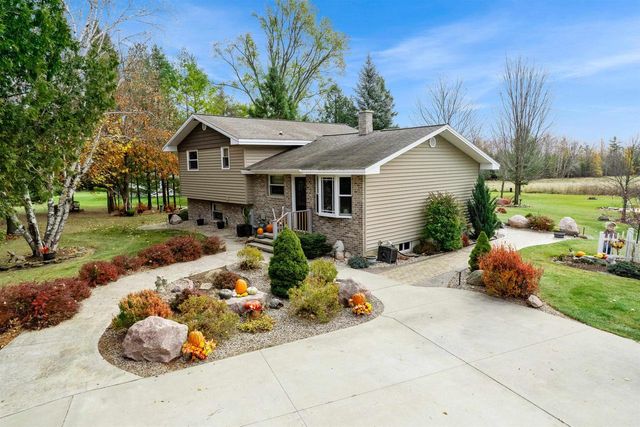 N700 S P-3 LANE, Menominee, MI 49858